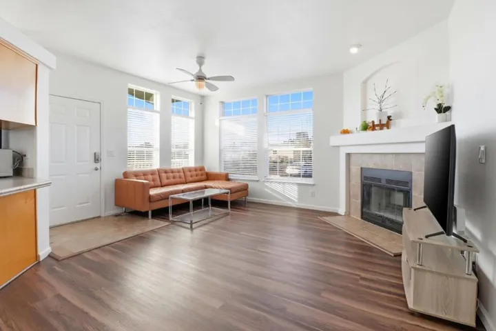 1220 Tasman Drive, Sunnyvale, California 94089