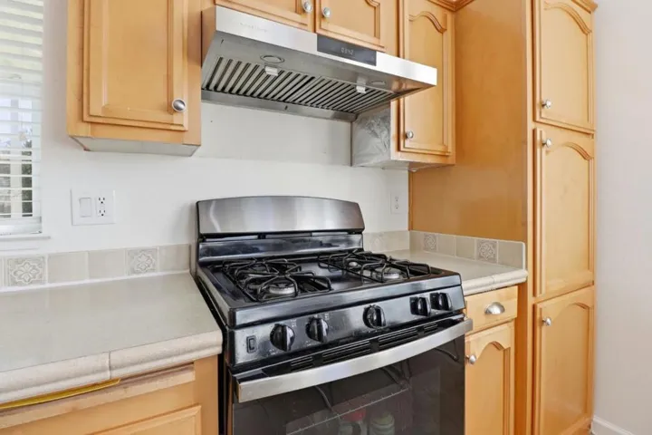 1220 Tasman Drive, Sunnyvale, California 94089
