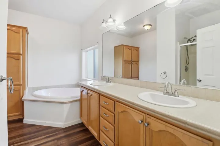 1220 Tasman Drive, Sunnyvale, California 94089