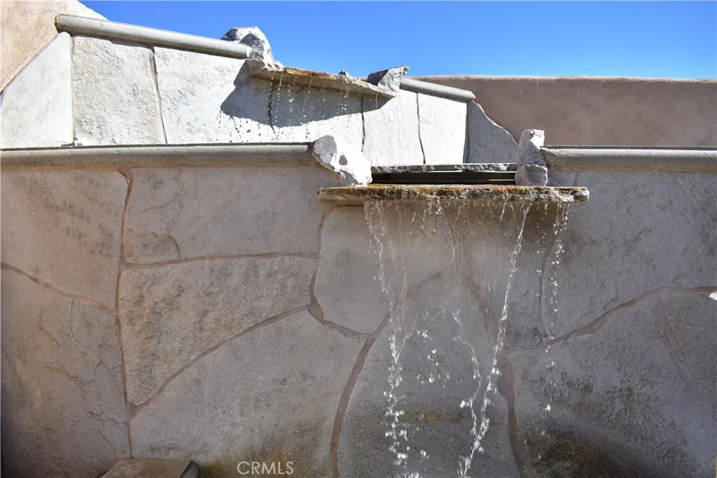 61611 Alta Loma Drive, Joshua Tree, California 92252 home-pic-7