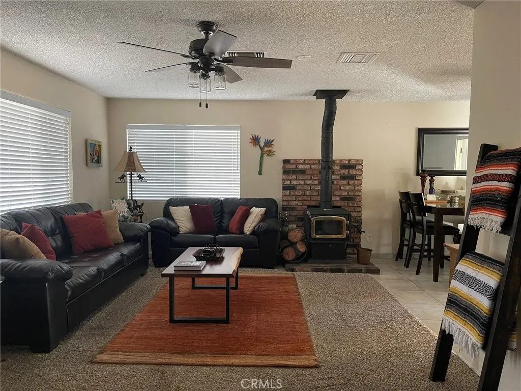 61611 Alta Loma Drive, Joshua Tree, California 92252 home-pic-20
