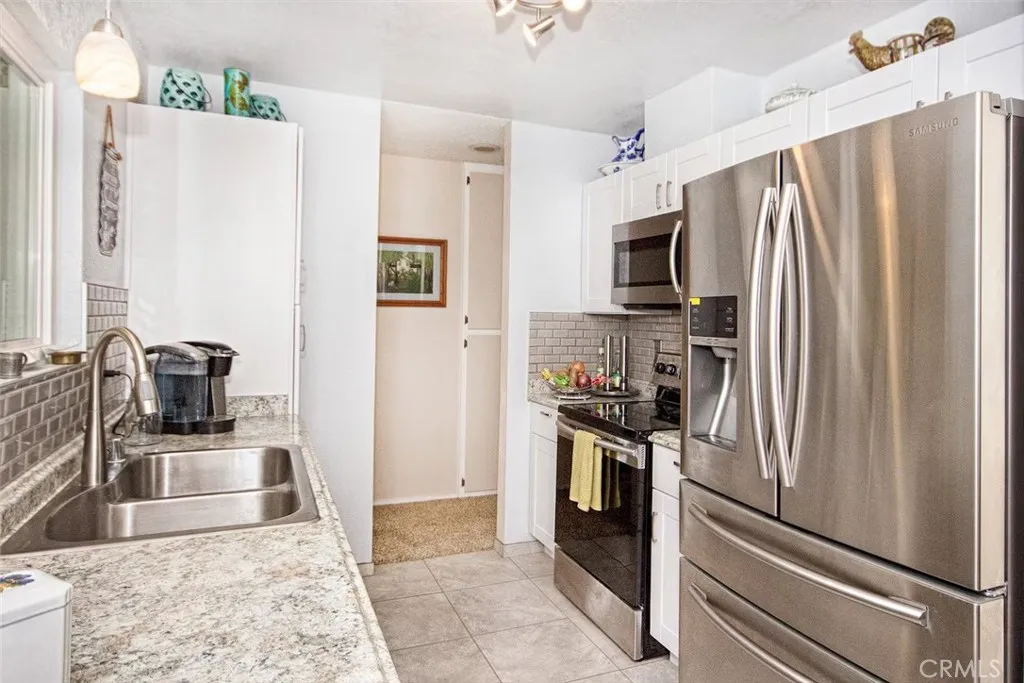 61611 Alta Loma Drive, Joshua Tree, California 92252 home-pic-22