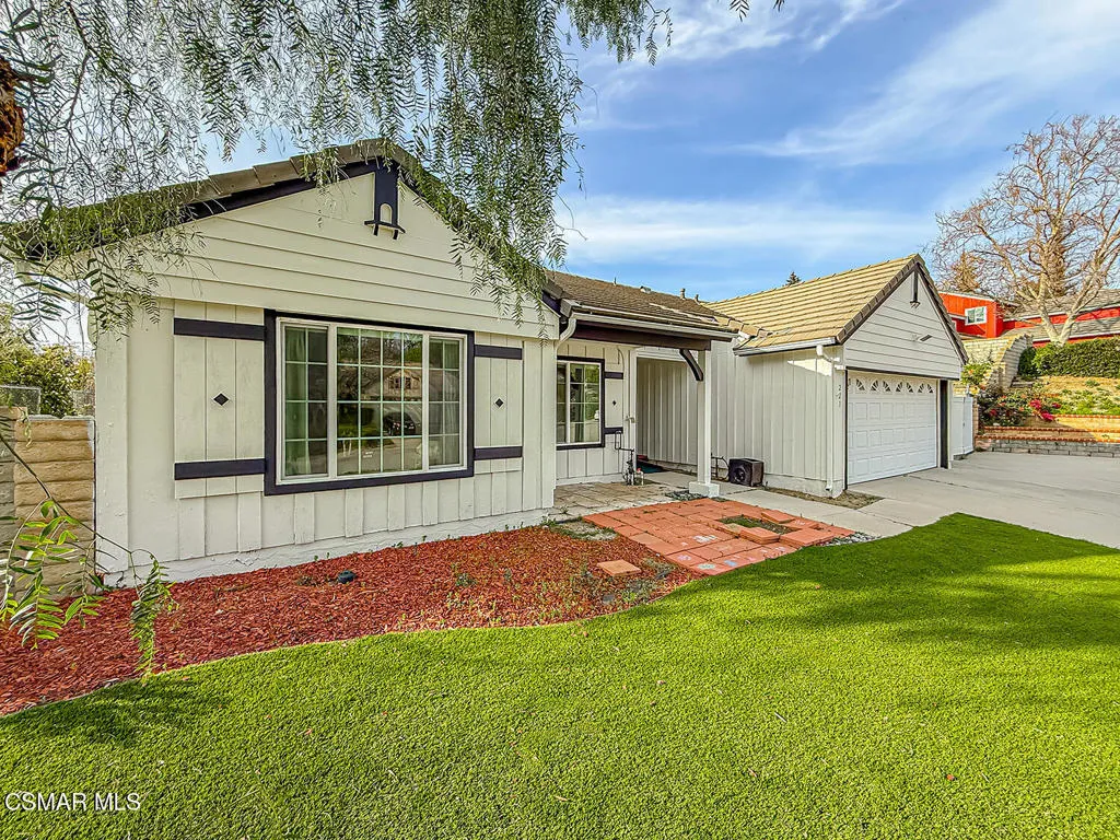 221 Hazelridge Court, Simi Valley, California 93065 home-pic-5