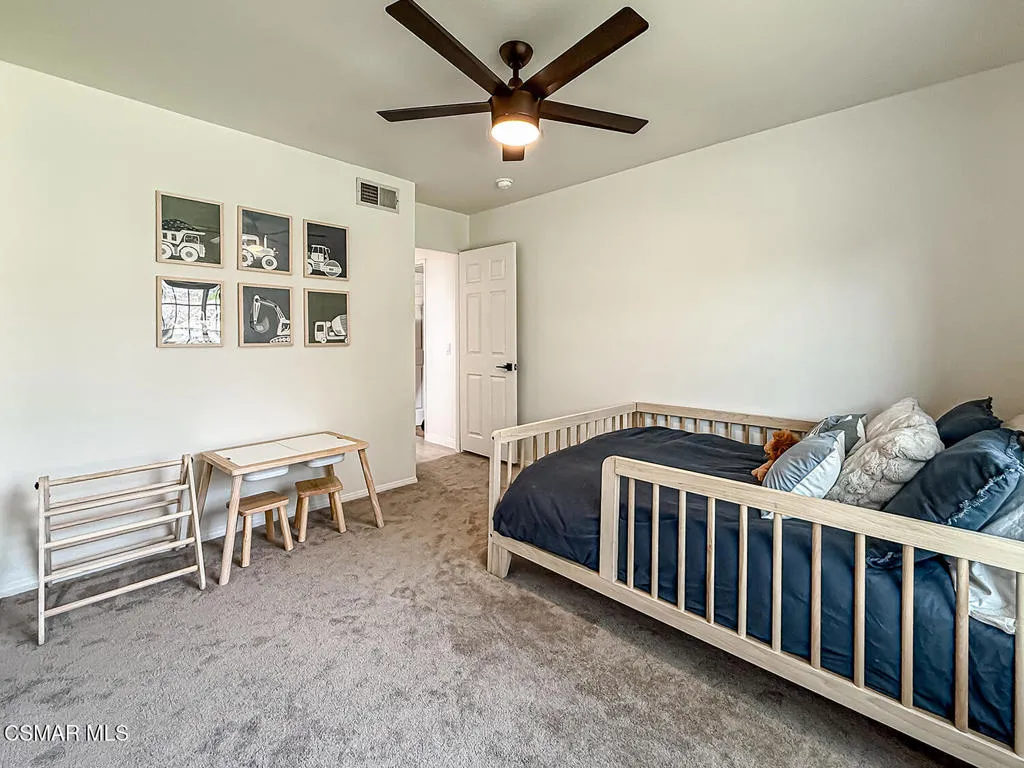 221 Hazelridge Court, Simi Valley, California 93065 home-pic-26