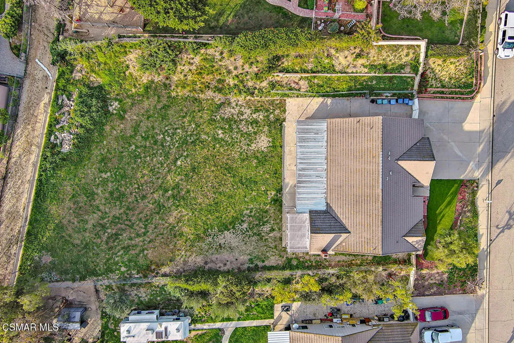 221 Hazelridge Court, Simi Valley, California 93065 home-pic-36