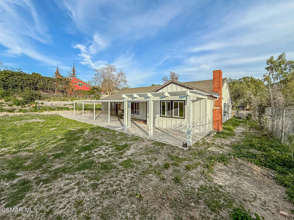 221 Hazelridge Court, Simi Valley, California 93065 home-pic-41