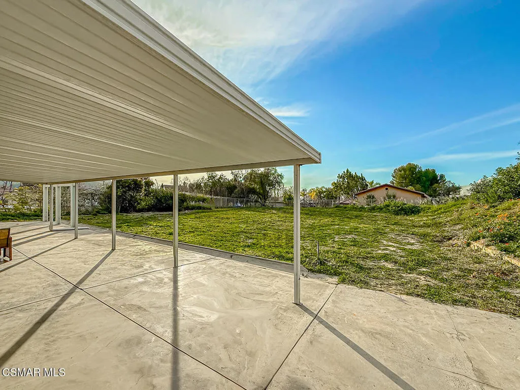 221 Hazelridge Court, Simi Valley, California 93065 home-pic-43
