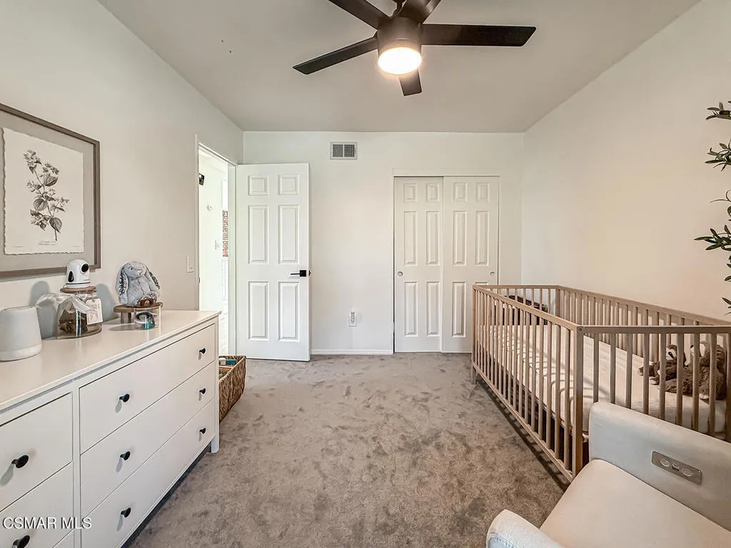 221 Hazelridge Court, Simi Valley, California 93065 home-pic-24