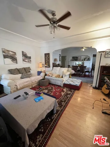 433 N Norton Avenue, Los Angeles, California 90004