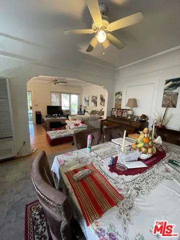 433 N Norton Avenue, Los Angeles, California 90004