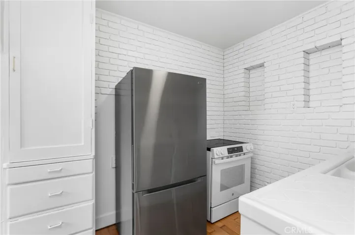 Lots of nooks & crannies & storage in kitchen/dining area.