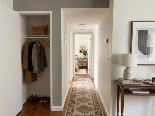 Hallway-Digital staging