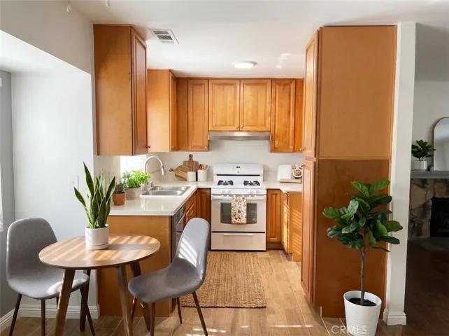 Kitchen-Digital staging