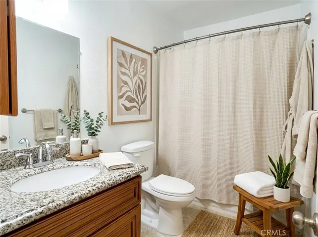 Bathroom-Digital staging