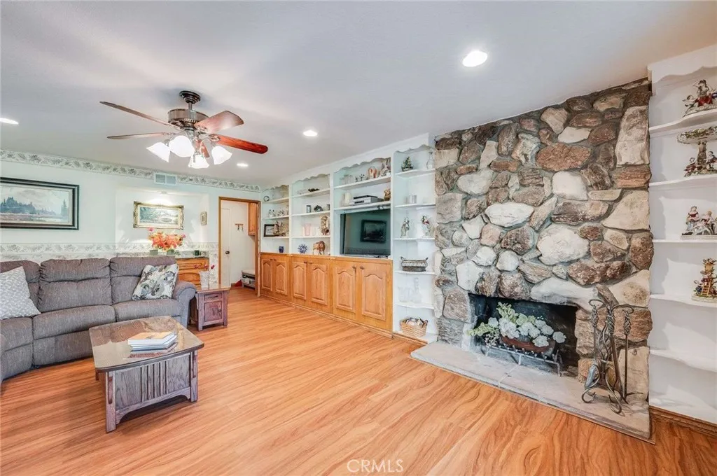 11254 Jamaica, Cypress, California 90630 home-pic-14
