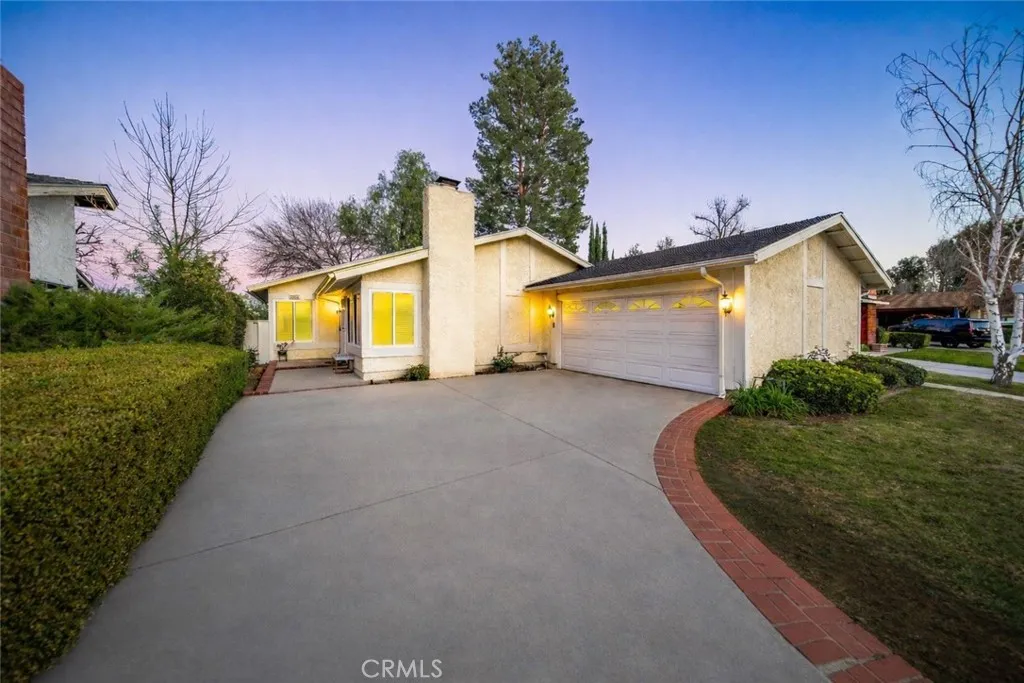25870 Blanca Way, Valencia, California 91355 home-pic-1