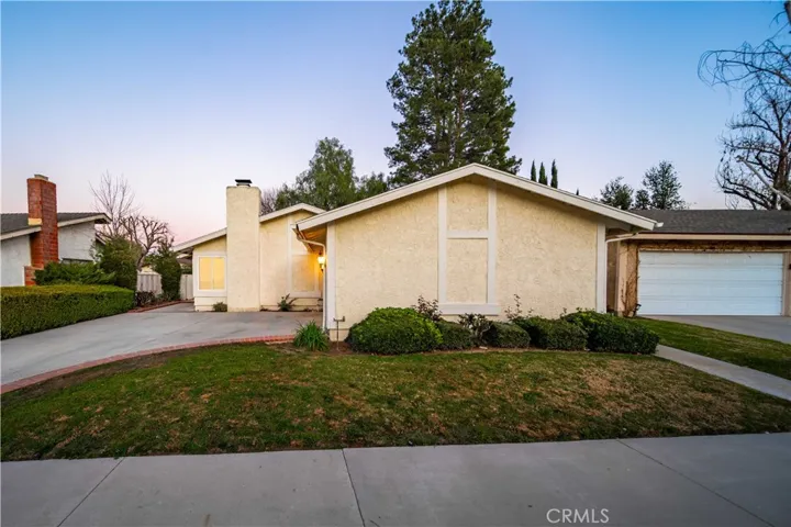 25870 Blanca Way, Valencia, California 91355