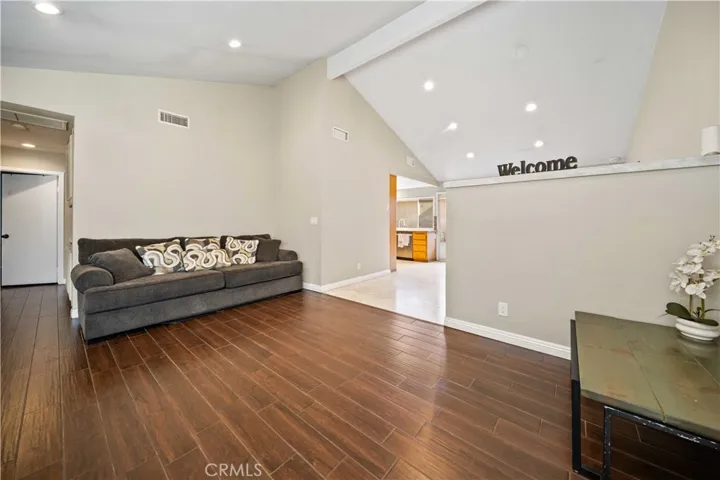 25870 Blanca Way, Valencia, California 91355