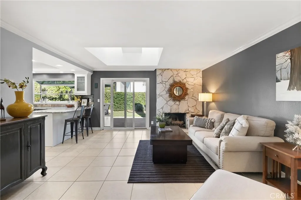 24231 Sparrow, Lake Forest, California 92630 home-pic-11