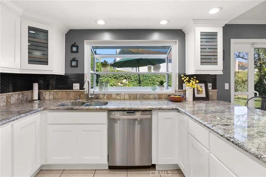 24231 Sparrow, Lake Forest, California 92630 home-pic-18