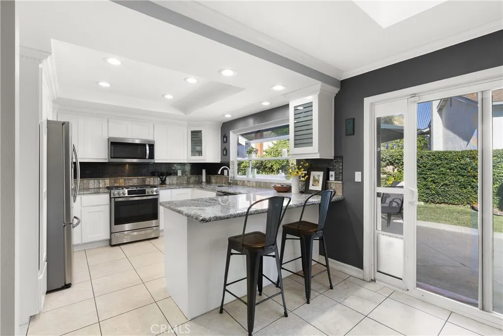 24231 Sparrow, Lake Forest, California 92630 home-pic-15