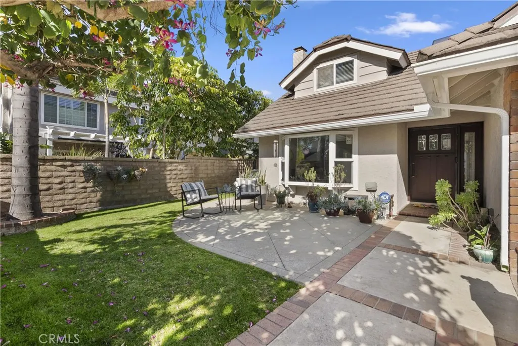 24231 Sparrow, Lake Forest, California 92630 home-pic-2