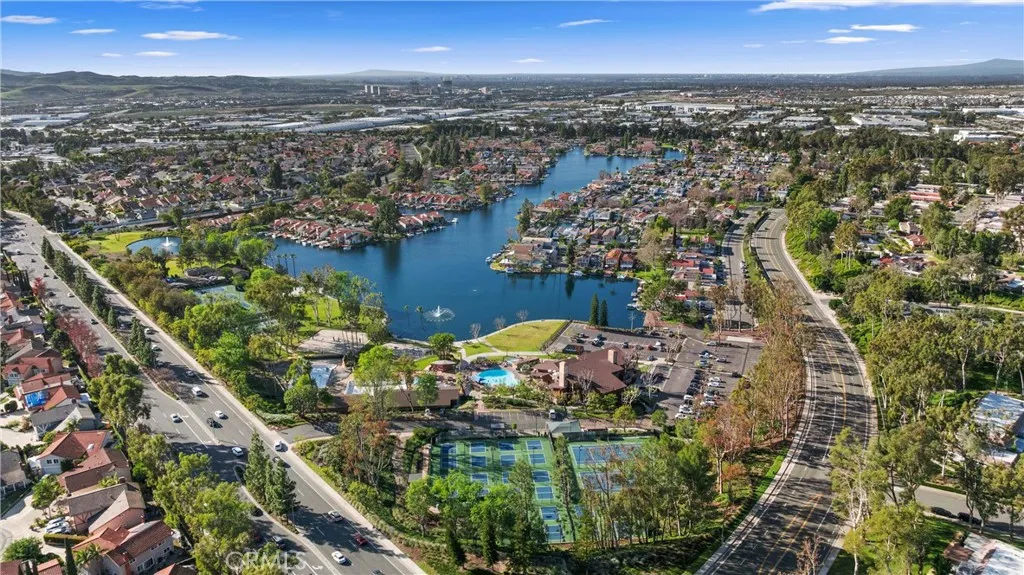 24231 Sparrow, Lake Forest, California 92630 home-pic-45