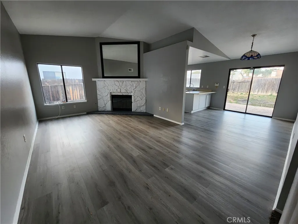 26068 Snow Creek Drive, Menifee, California 92586 home-pic-4