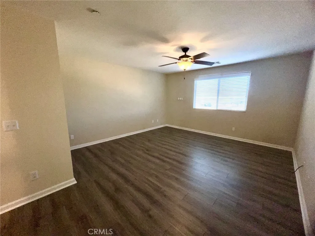 36250 Pursh Drive, Lake Elsinore, California 92532 home-pic-8