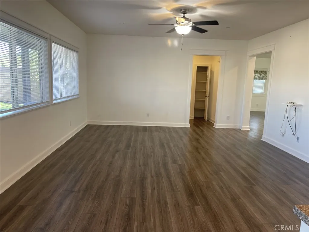 36250 Pursh Drive, Lake Elsinore, California 92532 home-pic-6