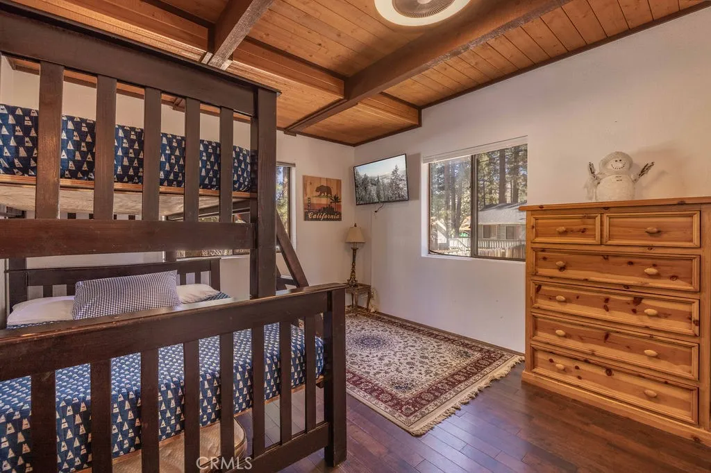 41664 Mcwhinney, Big Bear Lake, California 92315 home-pic-22
