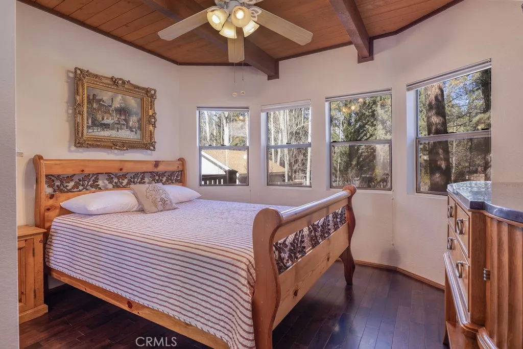 41664 Mcwhinney, Big Bear Lake, California 92315 home-pic-19