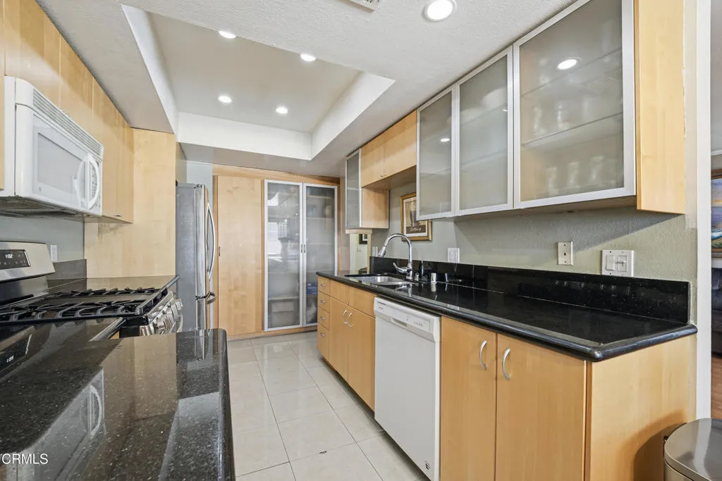 910 N Redding Way I, Upland, California 91786 home-pic-9