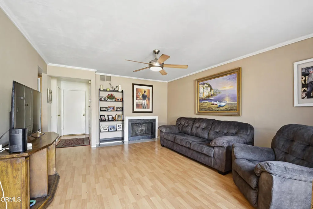 910 N Redding Way I, Upland, California 91786 home-pic-4