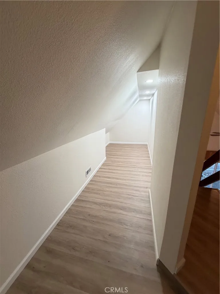345 W Fairway, Big Bear City, California 92314 home-pic-9