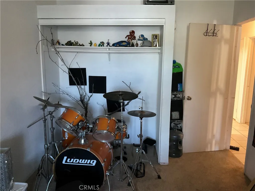 25851 Coriander Court, Moreno Valley, California 92553 home-pic-17