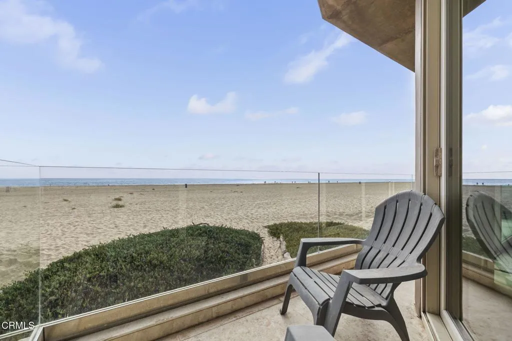 3629 Ocean Drive, Oxnard, California 93035 home-pic-15