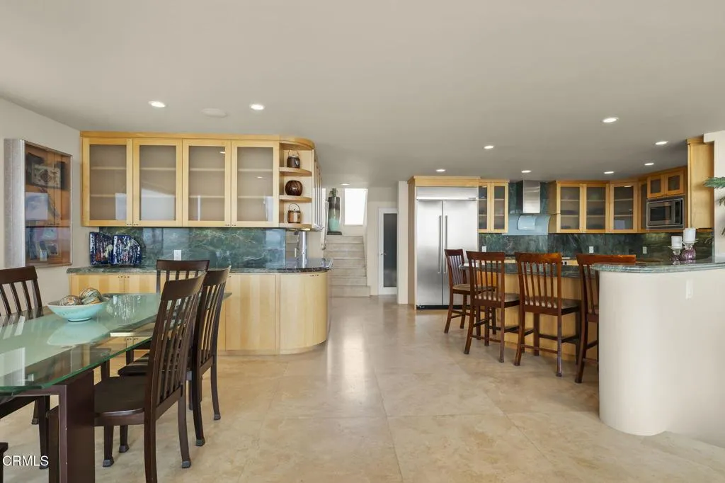 3629 Ocean Drive, Oxnard, California 93035 home-pic-20