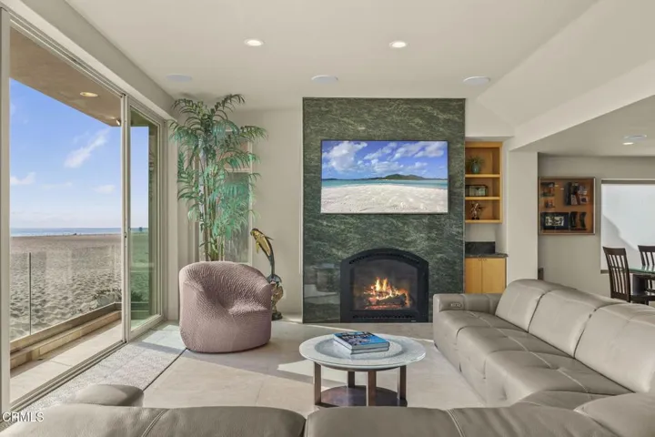 20-web-or-mls-UpmarketMedia-3629Oce-15