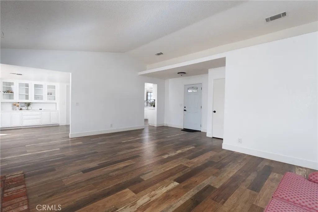 Looking toward dining/Kitchen area