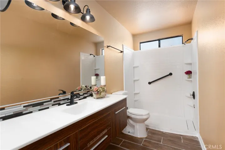 Second Bath w/open walk-in shower
