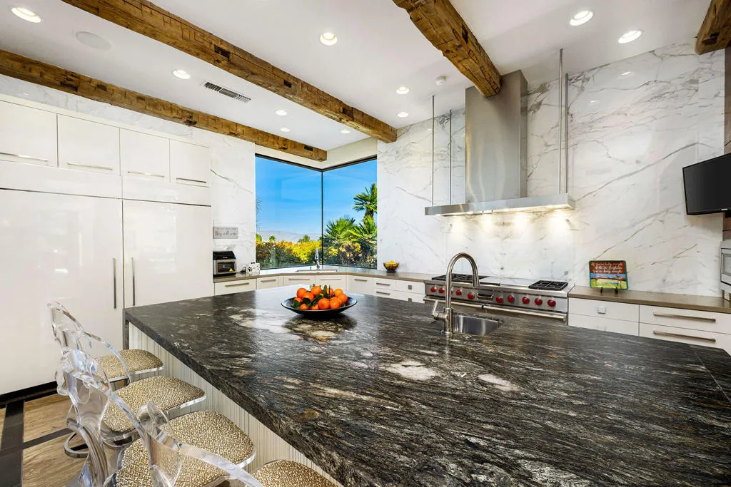 330 Metate Place, Palm Desert, California 92260 home-pic-14