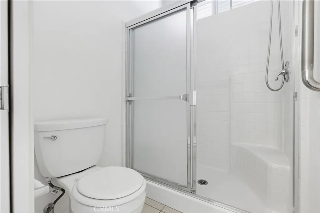 27812 Ruggie, Menifee, California 92585 home-pic-16