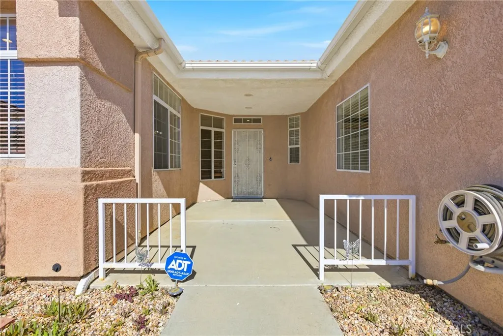 27812 Ruggie, Menifee, California 92585 home-pic-4