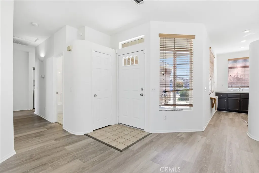27812 Ruggie, Menifee, California 92585 home-pic-5