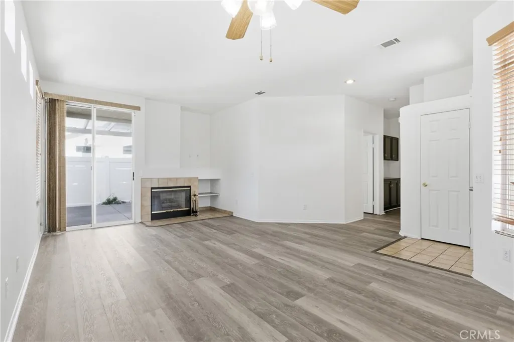 27812 Ruggie, Menifee, California 92585 home-pic-7