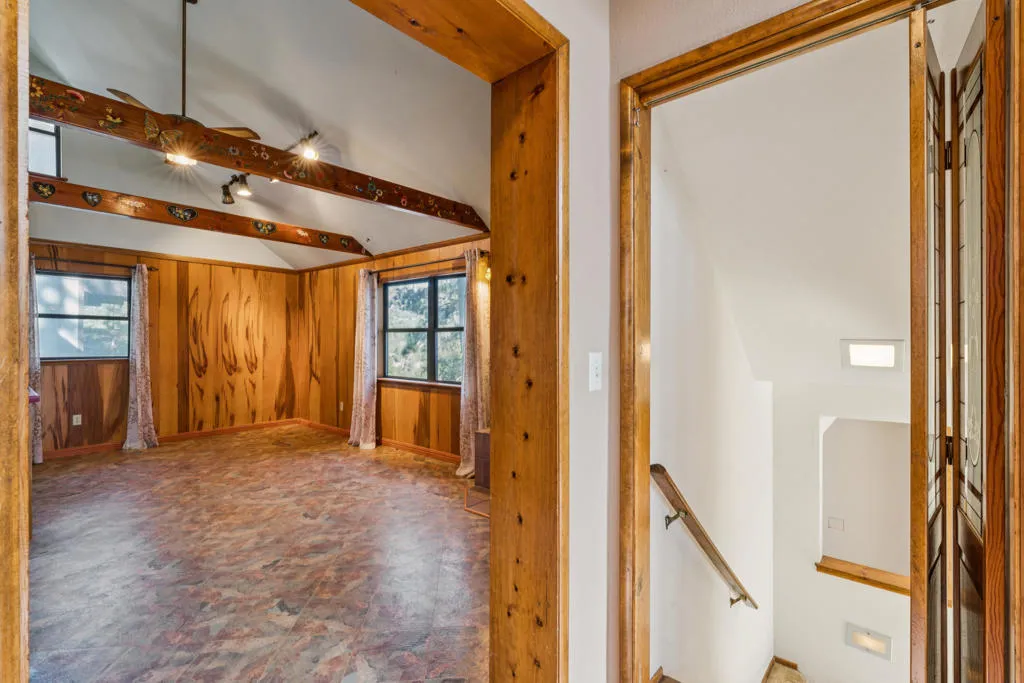 2455 Elko Drive, Arrowbear, California 92382 home-pic-15