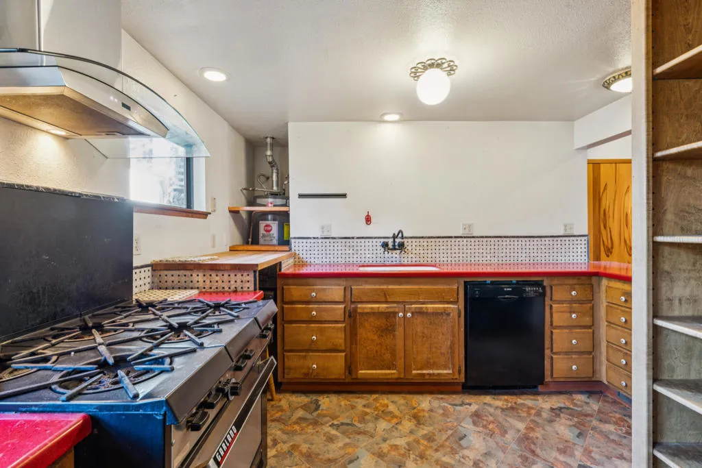 2455 Elko Drive, Arrowbear, California 92382 home-pic-2