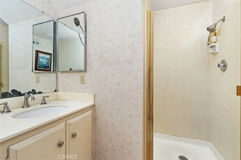 14541 Savin Avenue, Irvine, California 92606 home-pic-35
