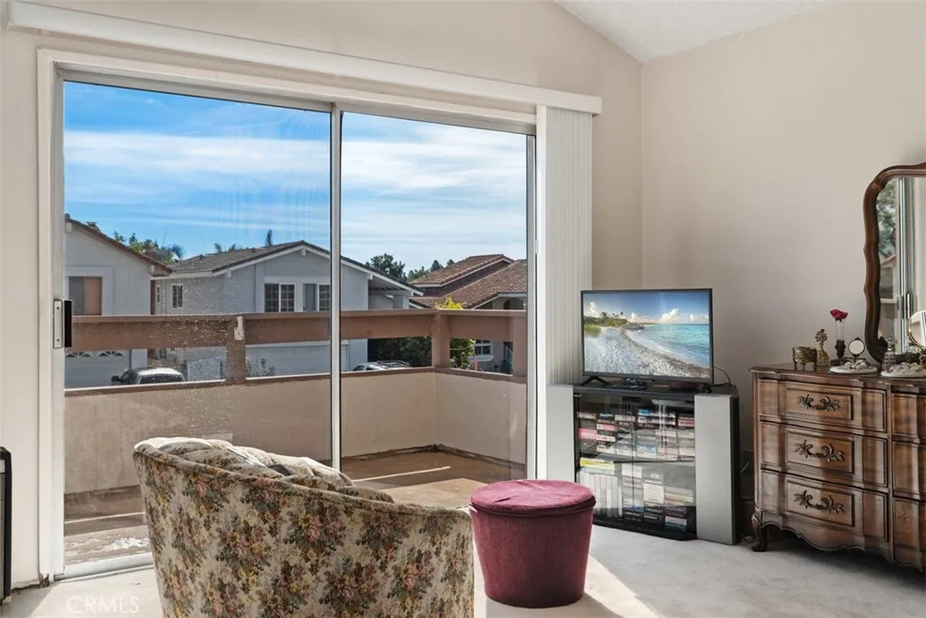 14541 Savin Avenue, Irvine, California 92606 home-pic-18